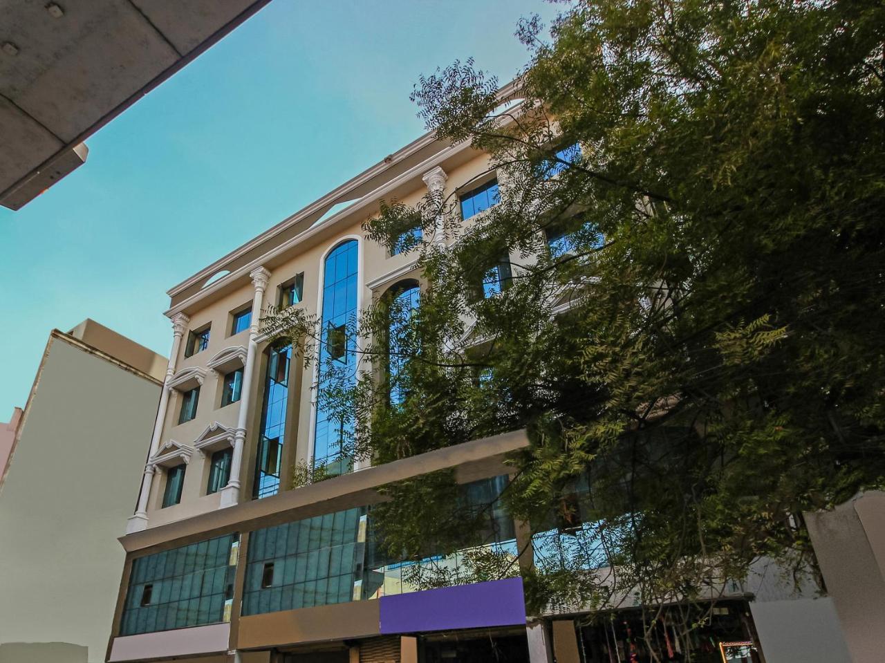 Oyo 23191 Flagship Hotel Raj Madan Ameerpet Hajdarábád Exteriér fotografie