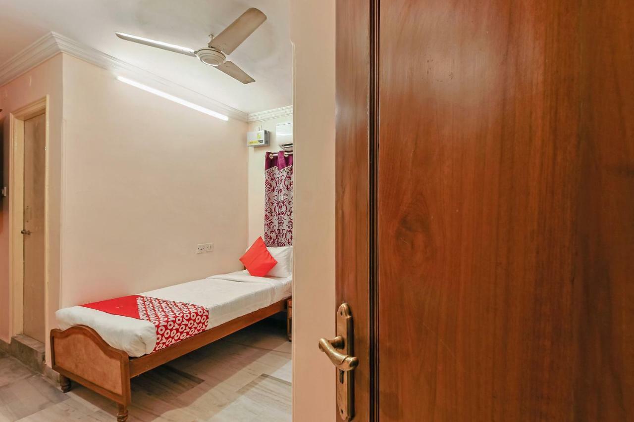 Oyo 23191 Flagship Hotel Raj Madan Ameerpet Hajdarábád Exteriér fotografie