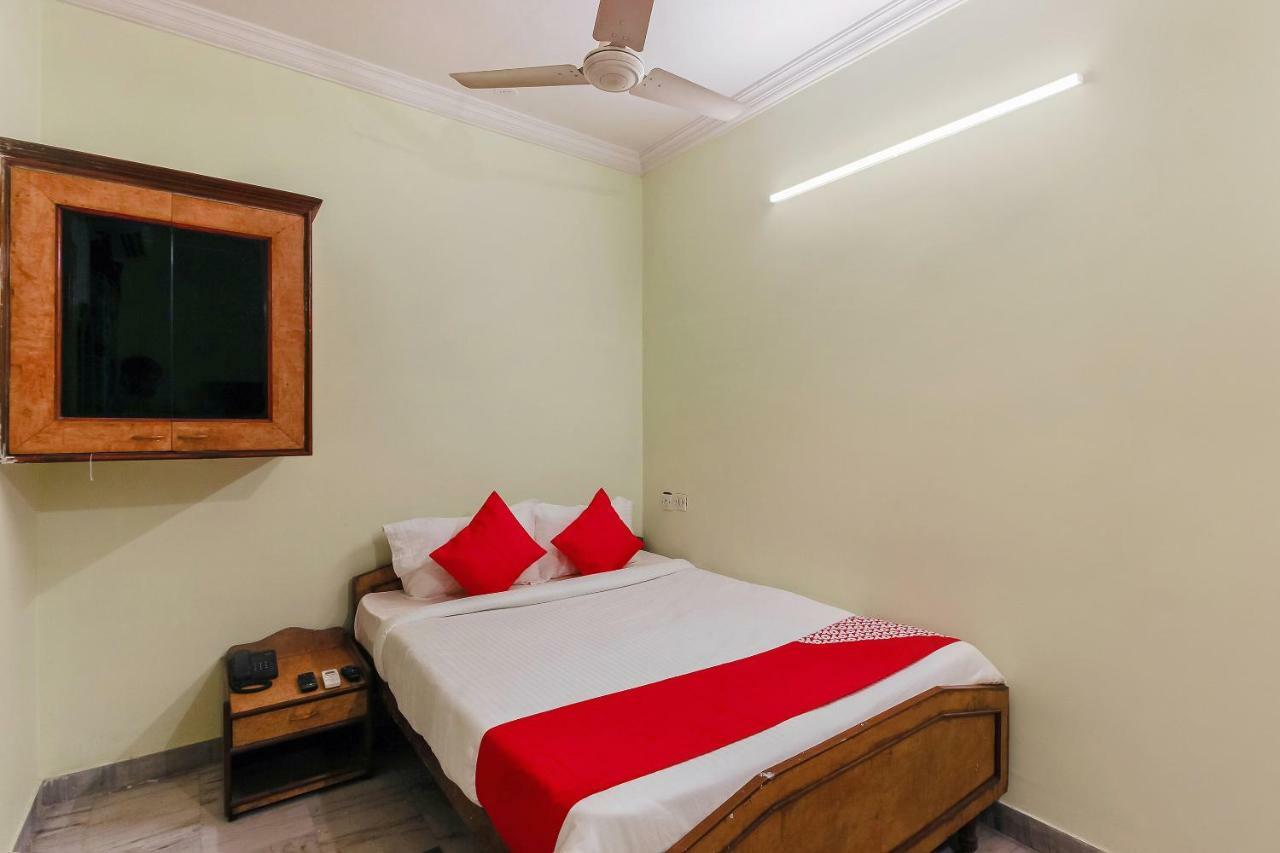 Oyo 23191 Flagship Hotel Raj Madan Ameerpet Hajdarábád Exteriér fotografie