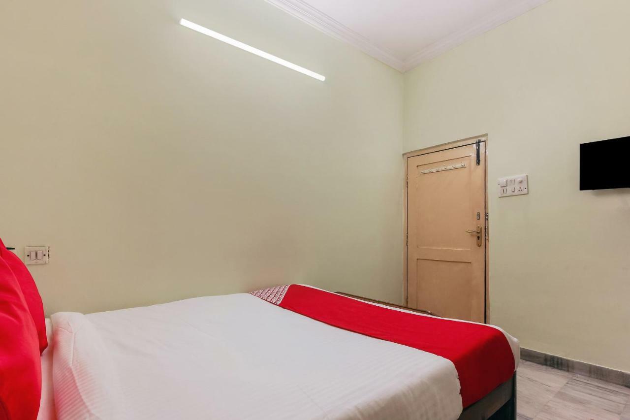Oyo 23191 Flagship Hotel Raj Madan Ameerpet Hajdarábád Exteriér fotografie